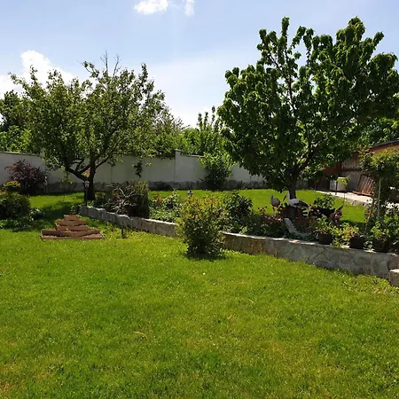 度假居 Kъща за гости калимански рай