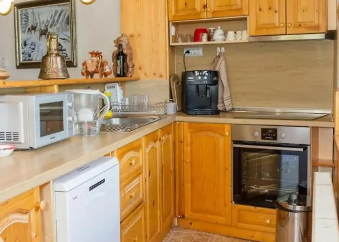 Kъща за гости калимански рай * Kalimantsi