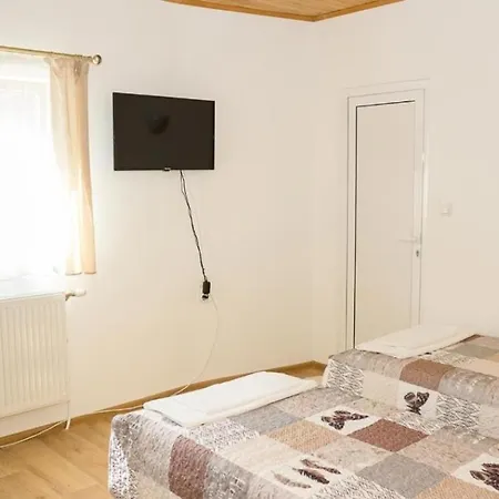 Kъща за гости калимански рай Сasa de vacaciones Kalimantsi