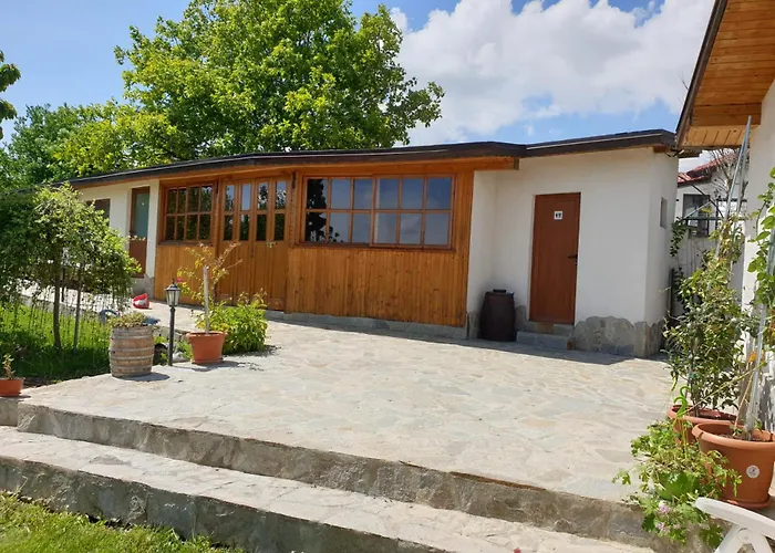 Kъща за гости калимански рай Semesterbostad